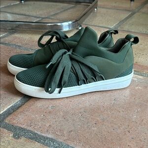 New Steve Madden Green Sneakers with White Soles